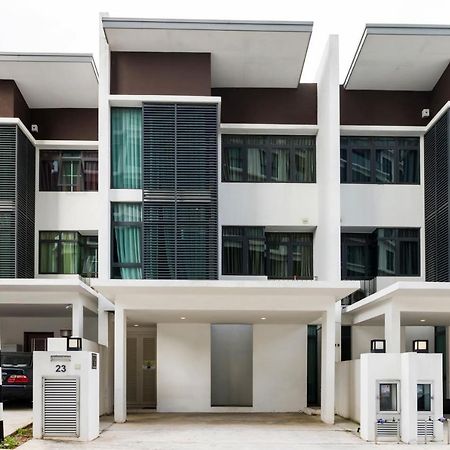 Villa 23 @ Cyberjaya Exterior photo
