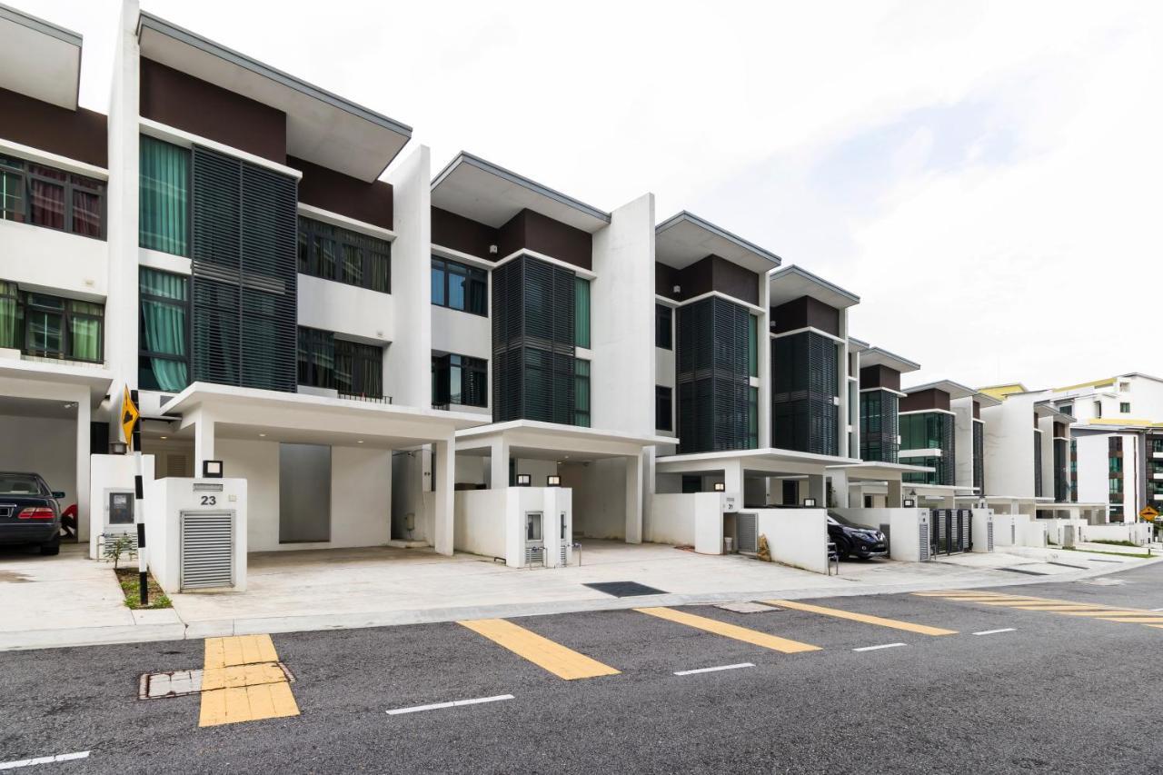 Villa 23 @ Cyberjaya Exterior photo